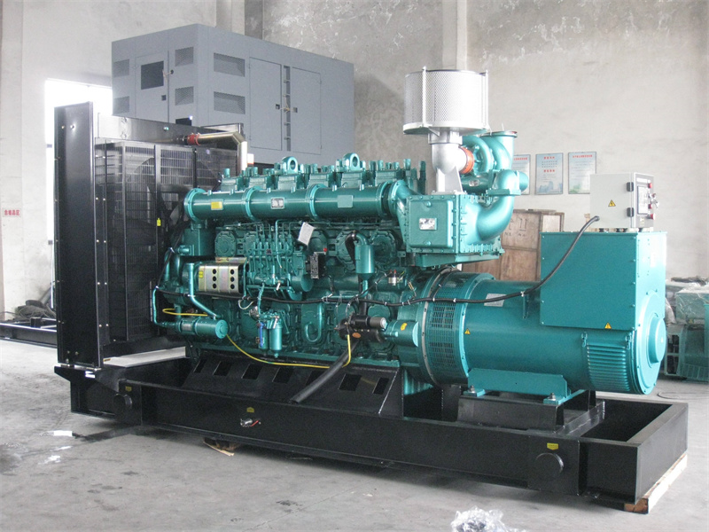 高阳200KW 柴油发电机的油耗是多少？