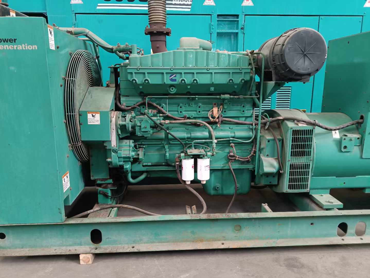 高阳过载会对 600kW 柴油发电机组造成哪些损害?