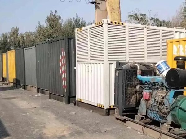 高阳200KW柴油发电机机组每小时油耗是多少？